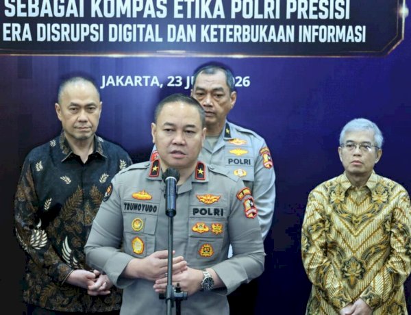Dialog Kebangsaan Hari Bhayangkara ke-80, Polri Perkuat Tribrata dan Catur Prasetya Hadapi Era Digital