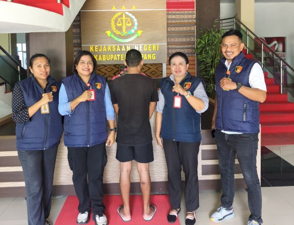 Ditres PPA dan PPO Polda NTT Limpahkan Tersangka dan Barang Bukti Kasus Dugaan Kekerasan Seksual ke Kejaksaan