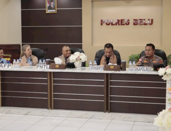 Perkuat Sinergitas Tangani Kejahatan Transnasional, Divhubinter Polri Gelar Trilateral Meeting Bersama AFP dan PNTL di Belu