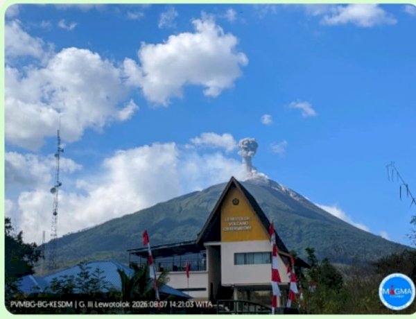 Gunung Ile Lewotolok Erupsi, Polda NTT Imbau Warga Tetap Waspada dan Ikuti Arahan Petugas