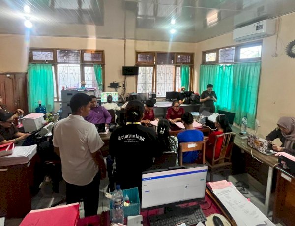 Tuntas P-21, DitresPPA-PPO Polda NTT Serahkan Tersangka dan Barang Bukti Kasus Dugaan Persetubuhan dan Pemerkosaan ke Kejari Kota Kupang
