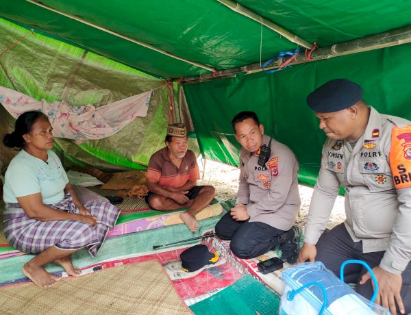 Di Bawah Tenda Darurat, Polri Hadir Menguatkan Penyintas Gempa: Kapolres Mabar Datangi Keluarga Rentan di Golo Tanggar