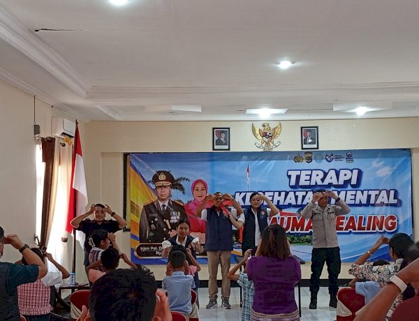 Polres Sumba Barat Pulihkan Semangat 14 Anak Korban Kekerasan melalui Trauma Healing dan Terapi USEFT