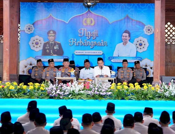 Kapolri Bersama Gus Baha: Jaga Persatuan agar Indonesia Terus Tumbuh dan Maju