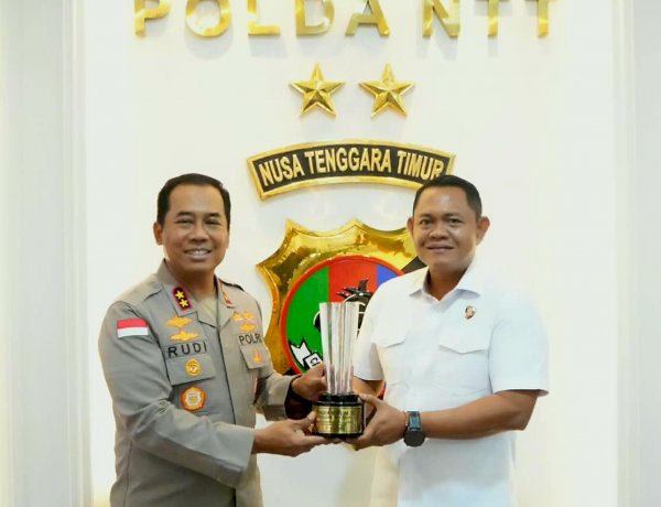 Bawa Pulang Medali Emas, Tim Taekwondo Binaan Dirkrimsus Kombes FX Irwan Arianto, S.I.K., M.H dan Tim Tinju Raih Apresiasi Kapolda NTT