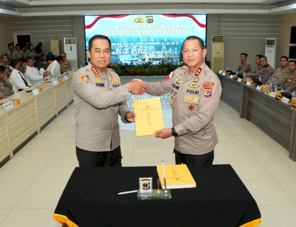 Laporan Kesatuan dan Penandatanganan Memori Sertijab, Kapolda NTT Baru Terima Gambaran Utuh Pelaksanaan Tugas Kepolisian