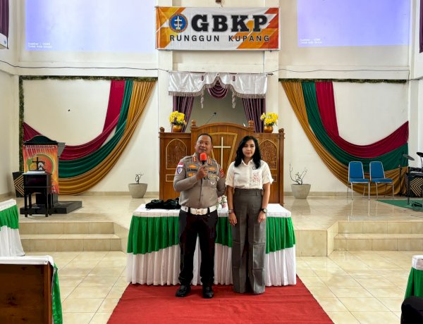Minggu Kasih di Gereja GBKP Runggun Liliba, Dirlantas Polda NTT Perkuat Kedekatan dengan Jemaat