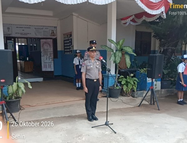 Melalui Upacara Bendera, Ditbinmas Polda NTT Ajak Pelajar Ciptakan Sekolah Aman dan Nyaman