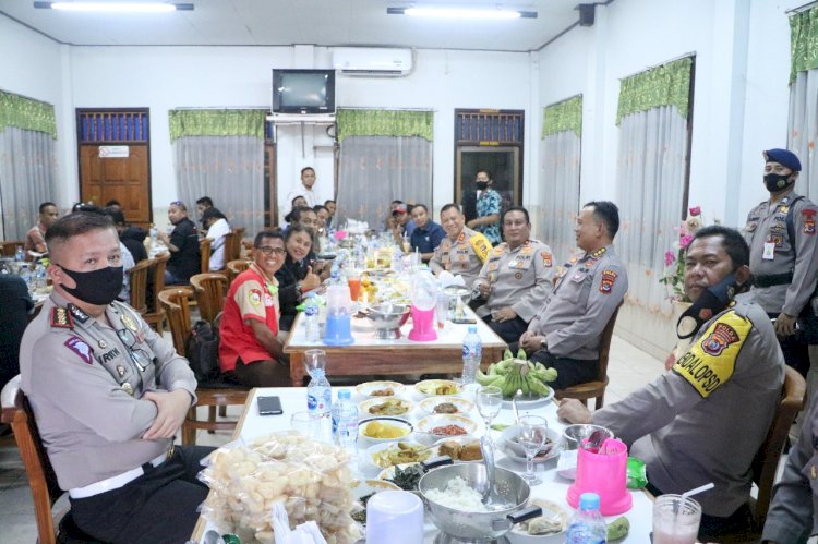 Jalin Keakraban dan Kebersamaan, Kapolda NTT Silaturahmi dengan Para Wartawan Desk Polda NTT