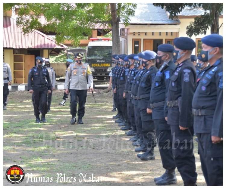 Kapolres Manggarai Barat Pimpin Apel Pemberangkatan Personil Sat Brimob Batalyon B Pelopor Polda NTT BKO Polda Metro Jaya