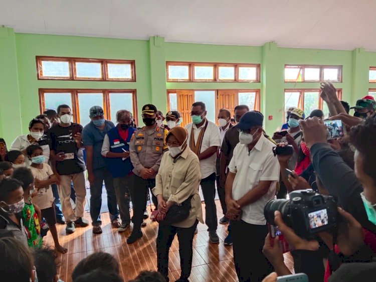 Kapolres Bersama Bupati Lembata Dampingi Menteri Sosial RI Tinjau Dua Lokasi Bencana di Ile Ape