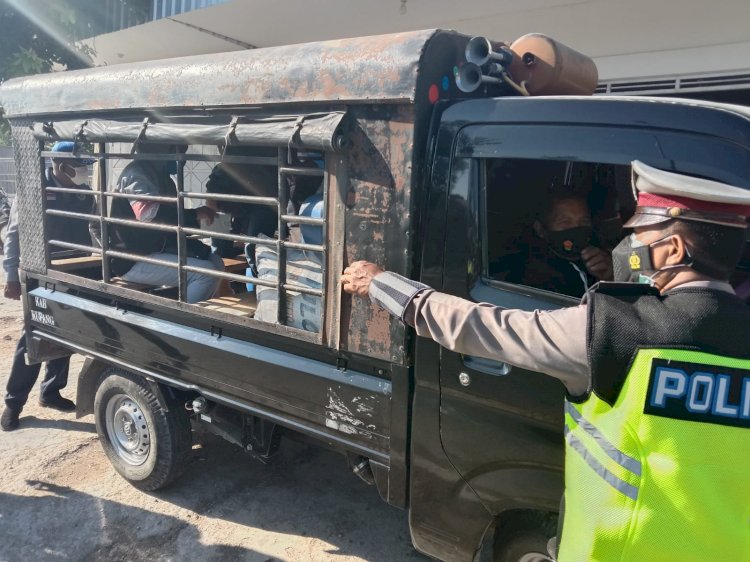 Tekan Laju Perkembangan Covid 19 di Kota Kupang, Ditlantas Polda NTT Gencar Giatkan Pembatasan Mobilitas Masyarakat