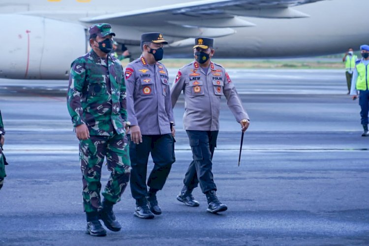 Kunjungi Labuan Bajo, Panglima TNI dan Kapolri Disambut Kapolda NTT Bersama Forkopimda