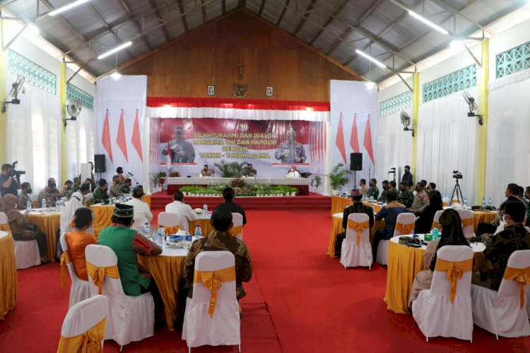 Dialog dengan Tokoh Agama Manggarai Barat, Kapolri dan Panglima TNI Dukung Pembangunan Labuan Bajo Sebagai Destinasi Wisata Super Premium