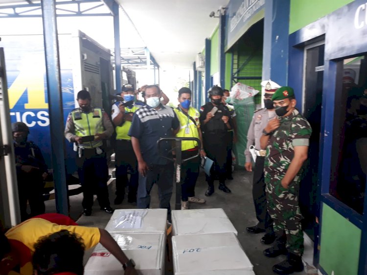 Sinergitas TNI Polri, Kawal Ketat Kedatangan 5.850 Vial Vaksin Pfiser Bagi Provinsi NTT