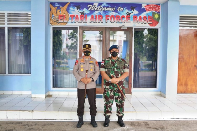 Upaya Untuk Meningkatkan Sinergitas dan Soliditas TNI Polri, Kapolda NTT Kunjugi Pangkalan Udara El Tari Kupang