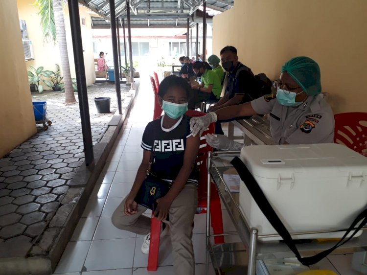 Dukung Program Vaksinasi, RSB Titus Uly Kupang Berikan Pelayanan Vaksinasi kepada Masyarakat Kota Kupang
