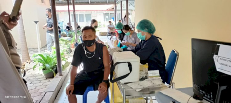 Putus Rantai Penyebaran Covid 19 Varian Omicron, RSB Titus Uly Kupang Gencarkan Vaksinasi