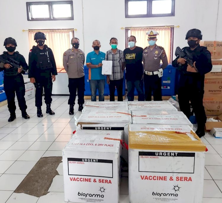 3.900 Vial Vaksin Moderna Tiba di Kupang, Polda NTT Kawal Ketat Pendistribusiannya
