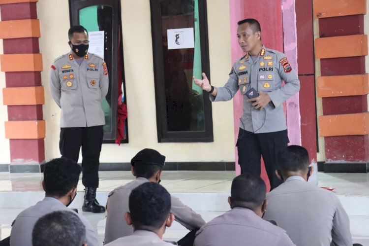 Supervisi di Polres Manggarai Timur, Kabidhumas Polda NTT Minta Anggota Tingkatkan Jiwa Jurnalis