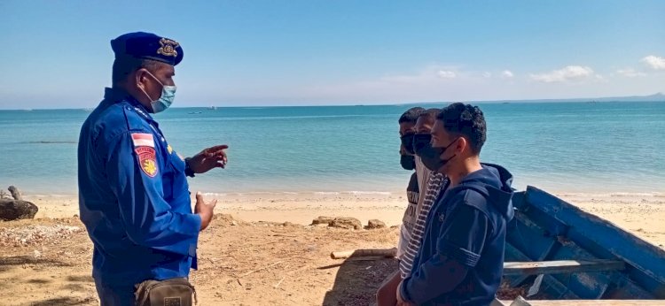 Jaga Ekosistem Biota Laut, Personel Ditpolairud Polda NTT Gelar Patroli Imbauan di Wilayah Pesisir Kupang