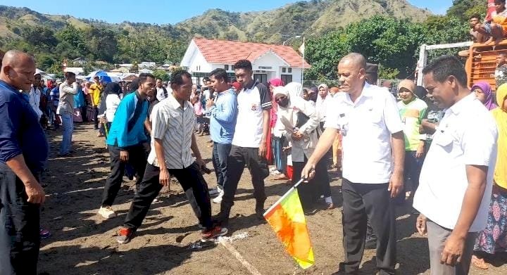 Polsek  Sambut Hari Bhayangkara Ke - 76, Polsek Pulau Ende Gelar Lomba Kearifan Lokal