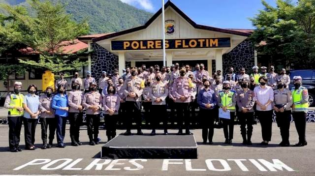 Supervisi di Polres Flotim, Kabidhumas Polda NTT: Anggota Wajib Jadi True Believer