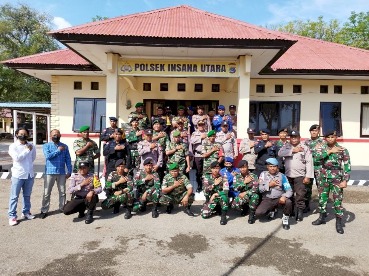 Tingkatkan Sinergitas, Polsek Insana Utara Gelar Apel Gabungan dengan TNI