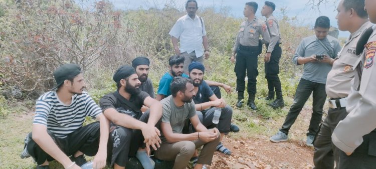 Enam Orang Imigran Asal India dan ABK Kapal Diamankan di Polres Rote Ndao