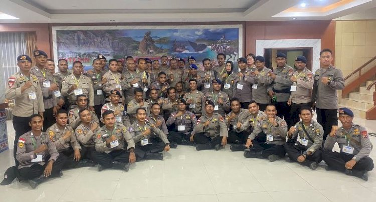49 Orang Bintara Polda NTT Siap Jalani Pendidikan SIP di Lemdiklat Polri Sukabumi