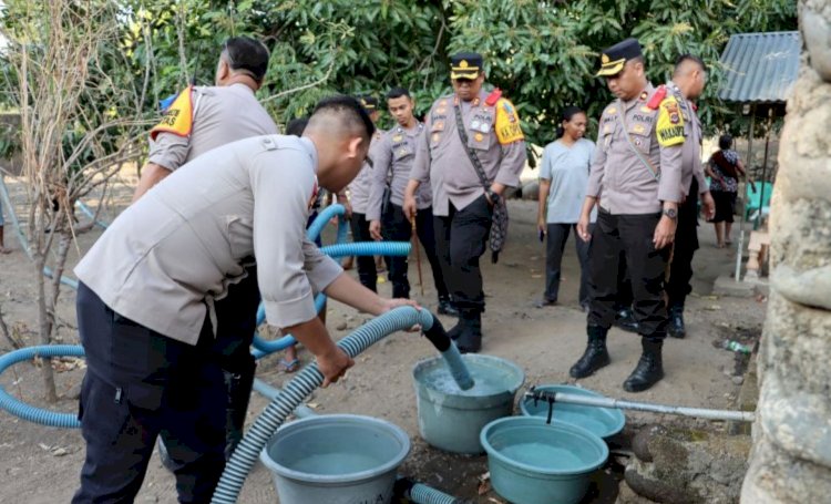 Bantuan Air Bersih dari Polres Sikka Mengatasi Krisis Kekurangan Air di Desa Hoder