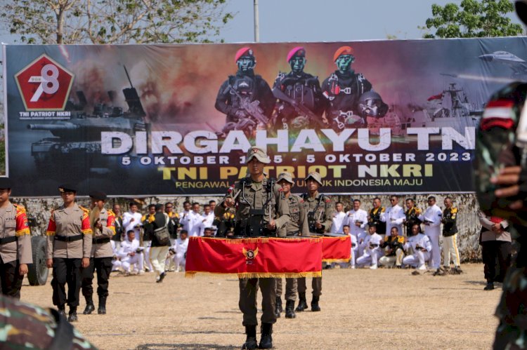 Marching Band Polda NTT Meriahkan Peringatan HUT TNI ke-78