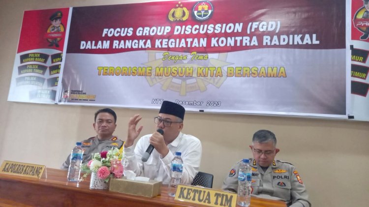 Polri Gelar Forum Diskusi Kontra Radikal di Kupang: Pencegahan Terorisme Bersama Polres dan Pesantren