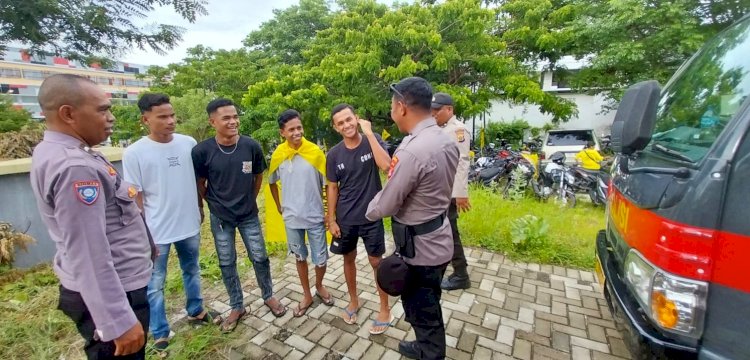 Anggota Subsatgas Binmas Ops Mantap Brata Turangga Beri Imbauan Kamtibmas untuk Sukseskan Pemilu 2024