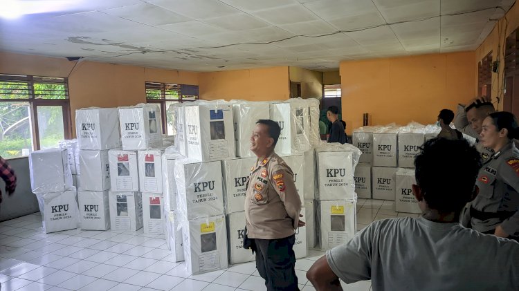 Personel OMB Turangga 2024 Lakukan Pengamanan Ekstra Pergeseran Logistik Pemilu di Wilayah Kecamatan Alok