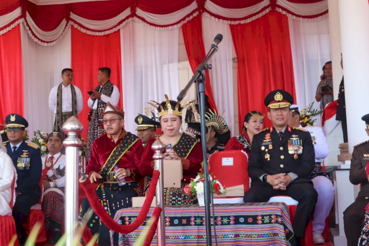 Wakapolda Hadiri Upacara Bendera Peringatan HUT RI ke-79 di Alun-alun Rumah Jabatan Gubernur NTT