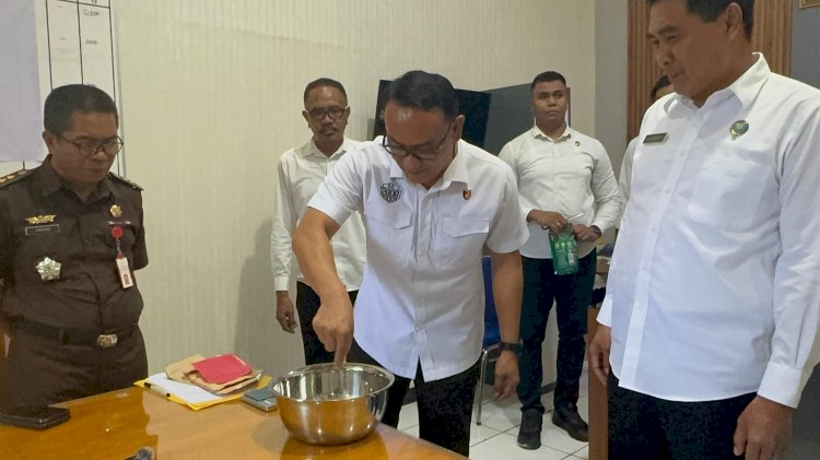 Ditresnarkoba Polda NTT Gelar Pemusnahan Barang Bukti Narkotika Jenis Sabu