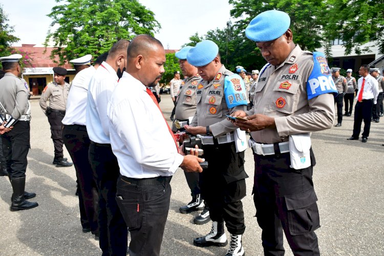 Polda NTT Tegaskan Komitmen Bersih, Lakukan Pemeriksaan Urine dan Senpi Bagi Personel Polri