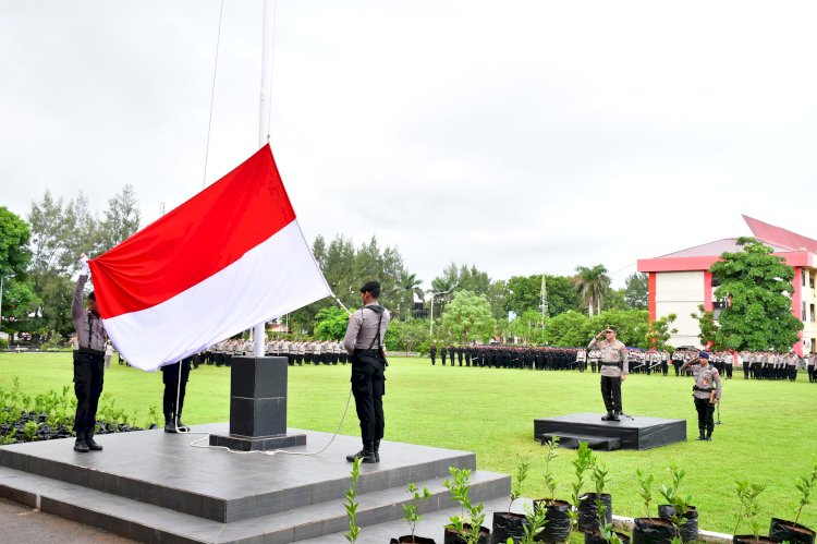 Upacara Hari Kesadaran Nasional, Wakapolda NTT Serukan Dedikasi dan Inovasi Polri