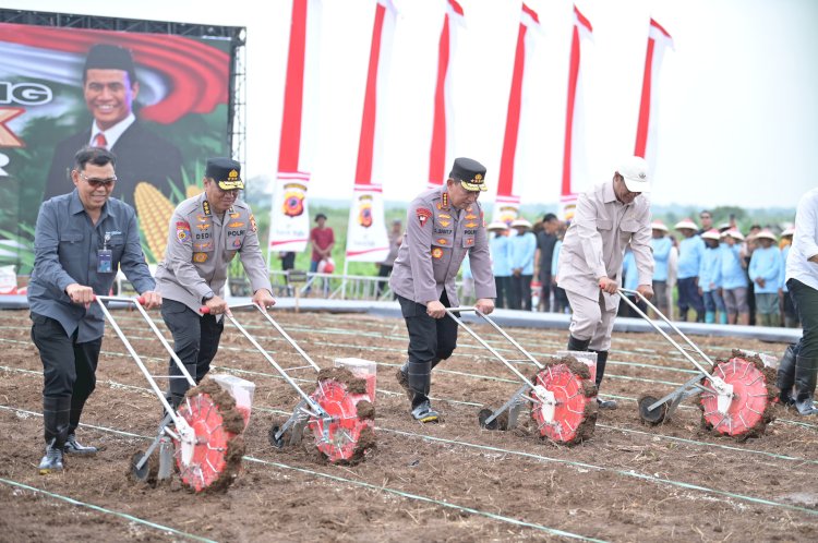 Permudah Petani Jual Hasil Panen, Polda Kalbar dan Pemkab Bengkayang Bangun Pabrik Jagung