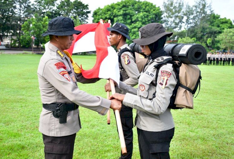 Polda NTT Gelar Tradisi Pembaretan Bintara Remaja Angkatan 52