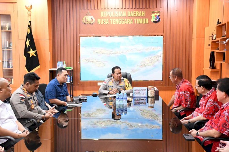 Pererat Hubungan Sosial, Kapolda NTT Terima Kunjungan Paguyuban Sosial Marga Tionghoa Indonesia