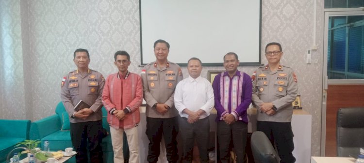 Wakapolda NTT Jalin Silaturahmi dengan Majelis Sinode Harian GMIT