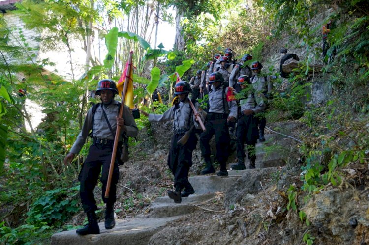 Calon Polisi Muda Diuji, SPN Polda NTT Gelar Outbound 2025 Penuh Tantangan