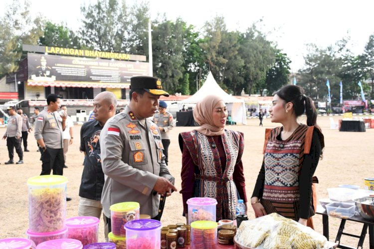 Hari ke 2 Gelar Gebyar UMKM dan Pesta Rakyat, Masyarakat Kota Kupang Padati Lapangan Mapolda NTT