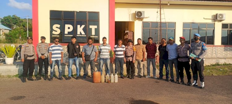 Polres Nagekeo Gelar Razia Miras Lokal, Amankan Puluhan Liter Moke di Kecamatan Wolowae