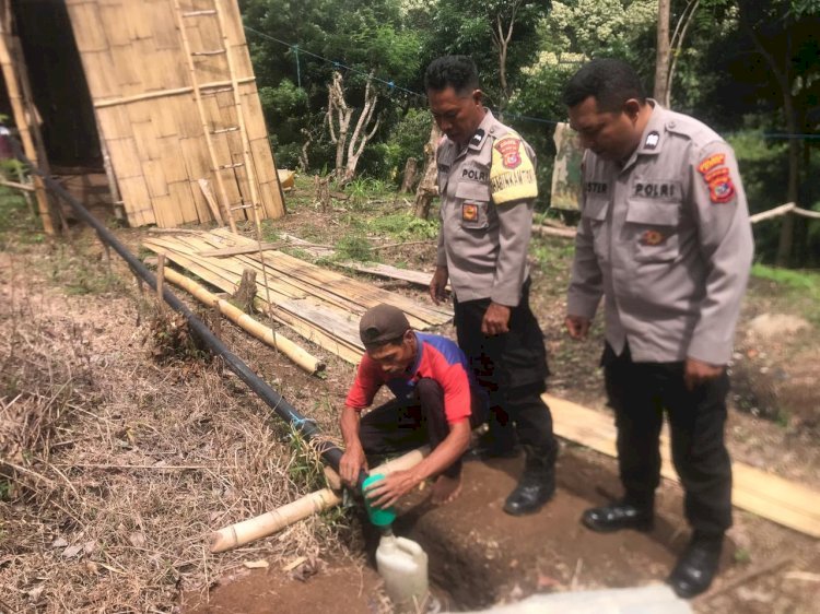 Kapolda NTT Apresiasi Polsek Paga Dorong Warga Sikka Olah Tuak Jadi Gula dan Kue Tradisional, Tingkatkan Ekonomi Desa
