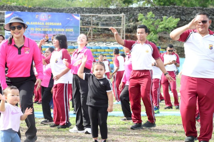 Semarak HUT Polairud ke-75, Ditpolairud Polda NTT Gelar Olahraga Bersama di Mako Polairud Kupang