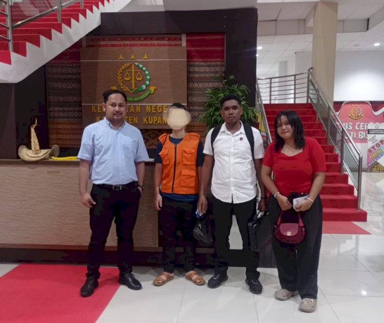 Polda NTT Tuntaskan Kasus Penyelundupan Manusia ke Australia, Tersangka WNA China Diserahkan ke Kejaksaan