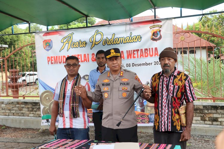POLRES ALOR SUKSES PERDAMAIKAN PEMUDA WETABUA–WELAI BARAT, ARAHAN KAPOLDA NTT MENGHASILKAN DAMAI BERKELANJUTAN